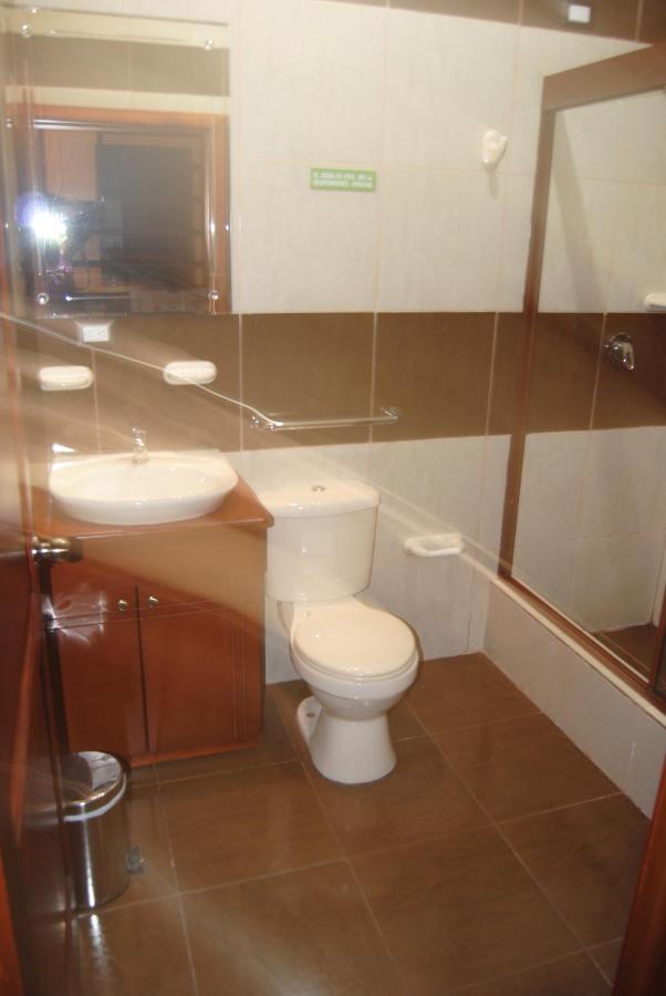 Hotel Pegasus Cuenca Buitenkant foto