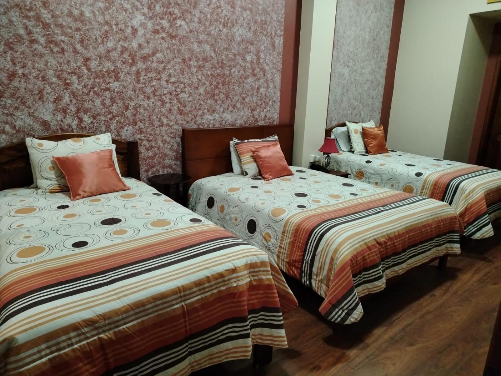Hotel Pegasus Cuenca Buitenkant foto