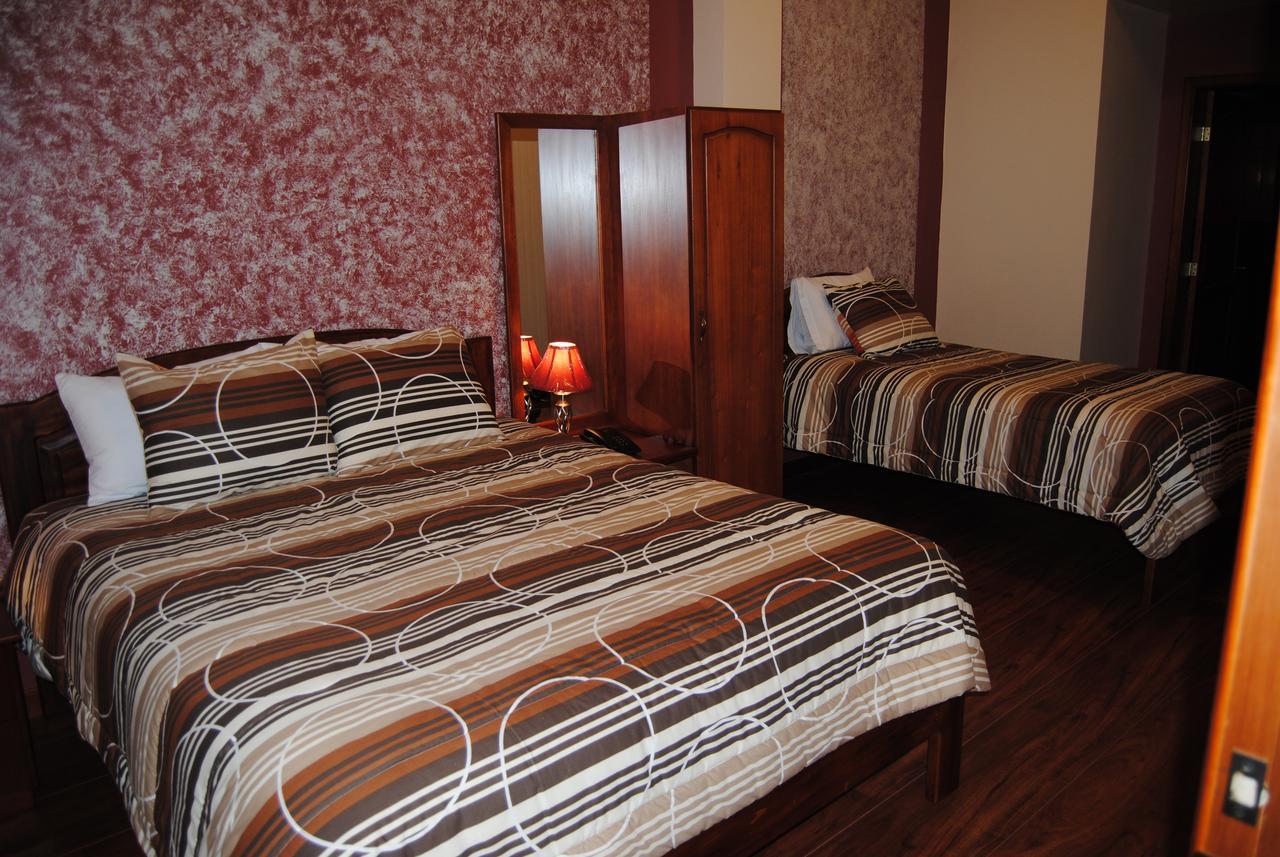 Hotel Pegasus Cuenca Buitenkant foto
